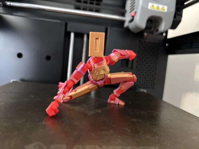 Mô hình Spire 13 - Phiên bản độc đáo của Dummy 13 - Image 2