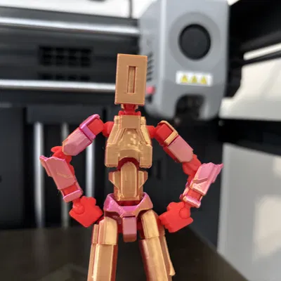 Mô hình Spire 13 - Phiên bản độc đáo của Dummy 13