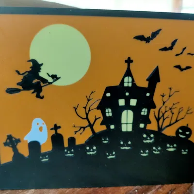 Hộp đèn LED với phong cảnh Halloween thay đổi được