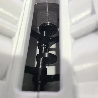 Động cơ V4 có lỗ nhìn xuyên