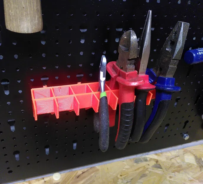 Giá đỡ kìm cho bảng ghim (Peg board pliers rack) - Image 1