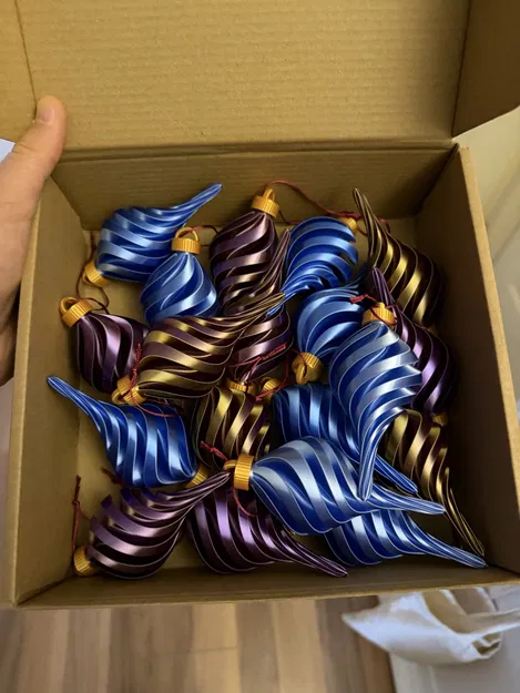 Đồ Trang Trí Giáng Sinh Hình Xoắn Ốc (Chế Độ Lọ) - Image 1