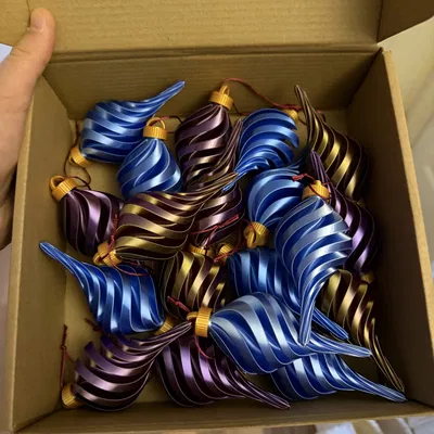 Đồ Trang Trí Giáng Sinh Hình Xoắn Ốc (Chế Độ Lọ)