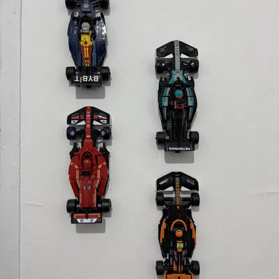 Giá treo tường Lego F1 Speed Champions - Trưng bày không cần khoan