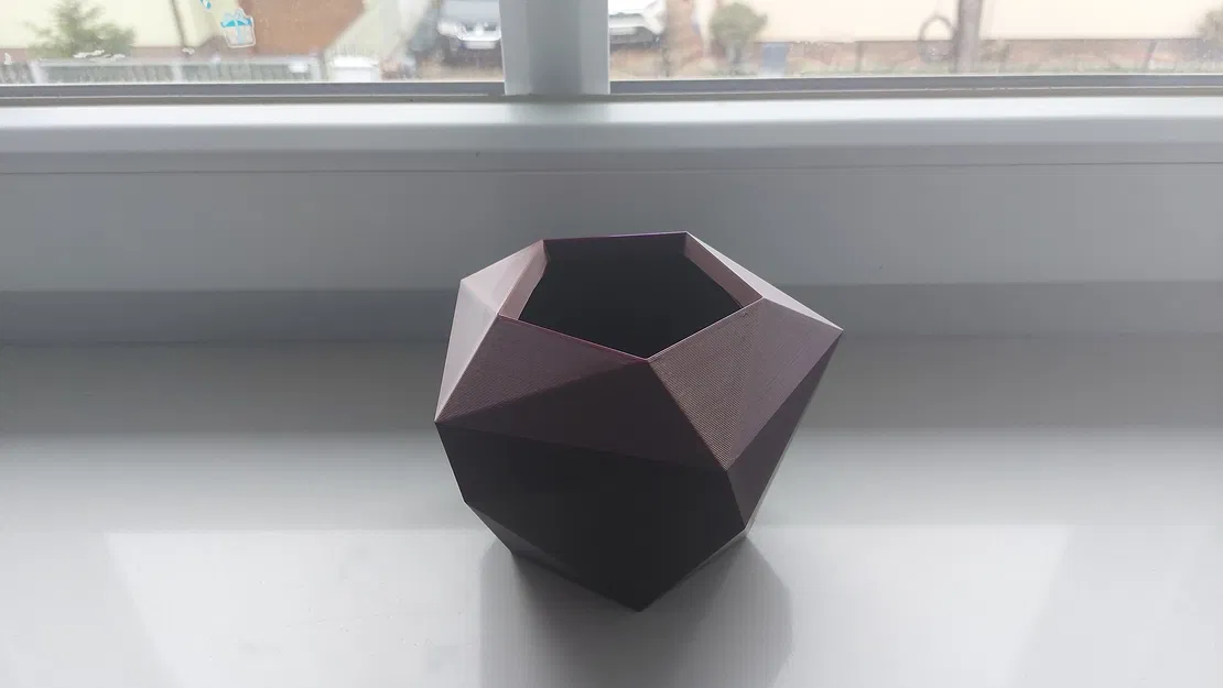 Cái bình không thể tự luồn xuyên - Image 2