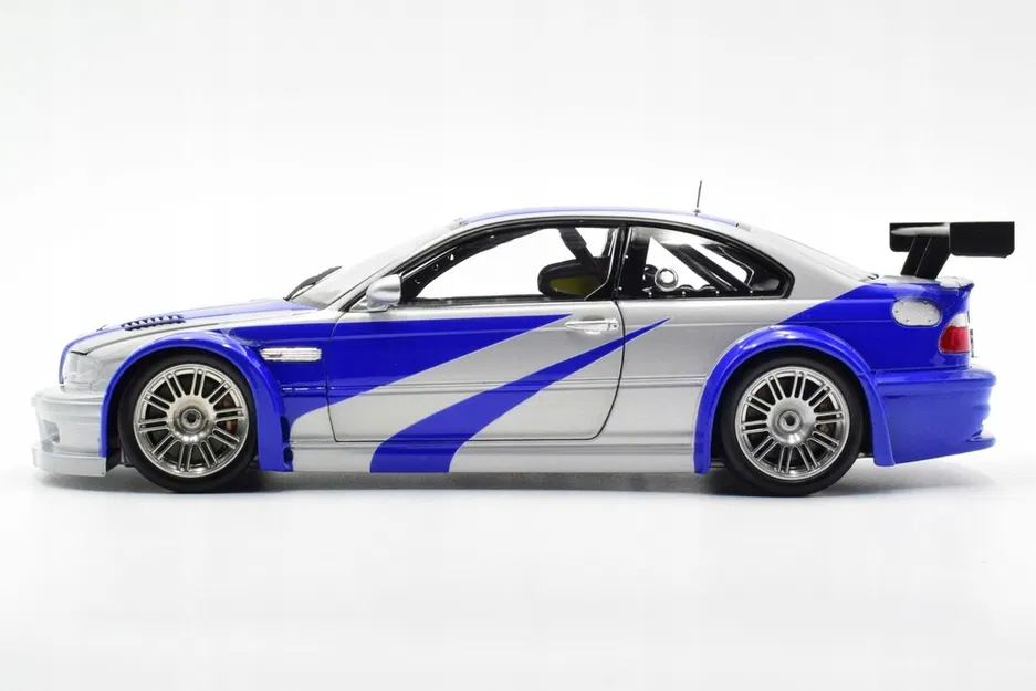 BMW M3 GTR (mẫu E46) - Image 2