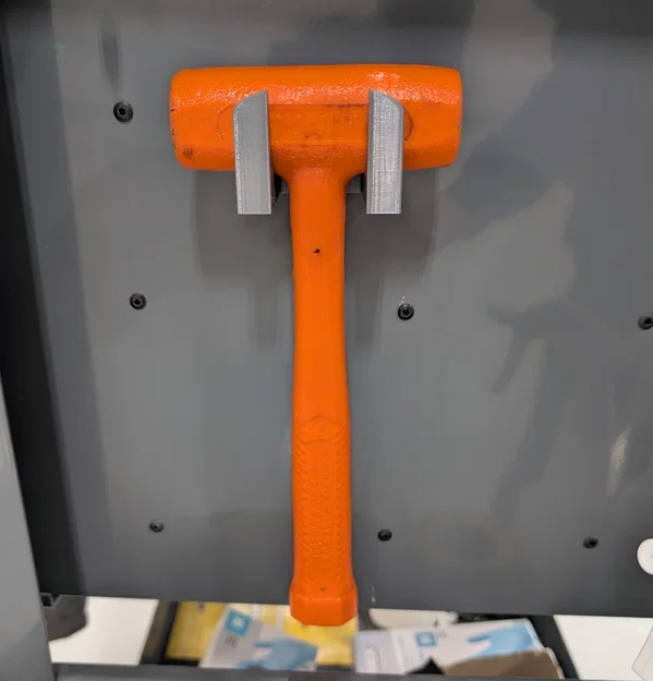 Giá Treo Búa Nhỏ - Image 1