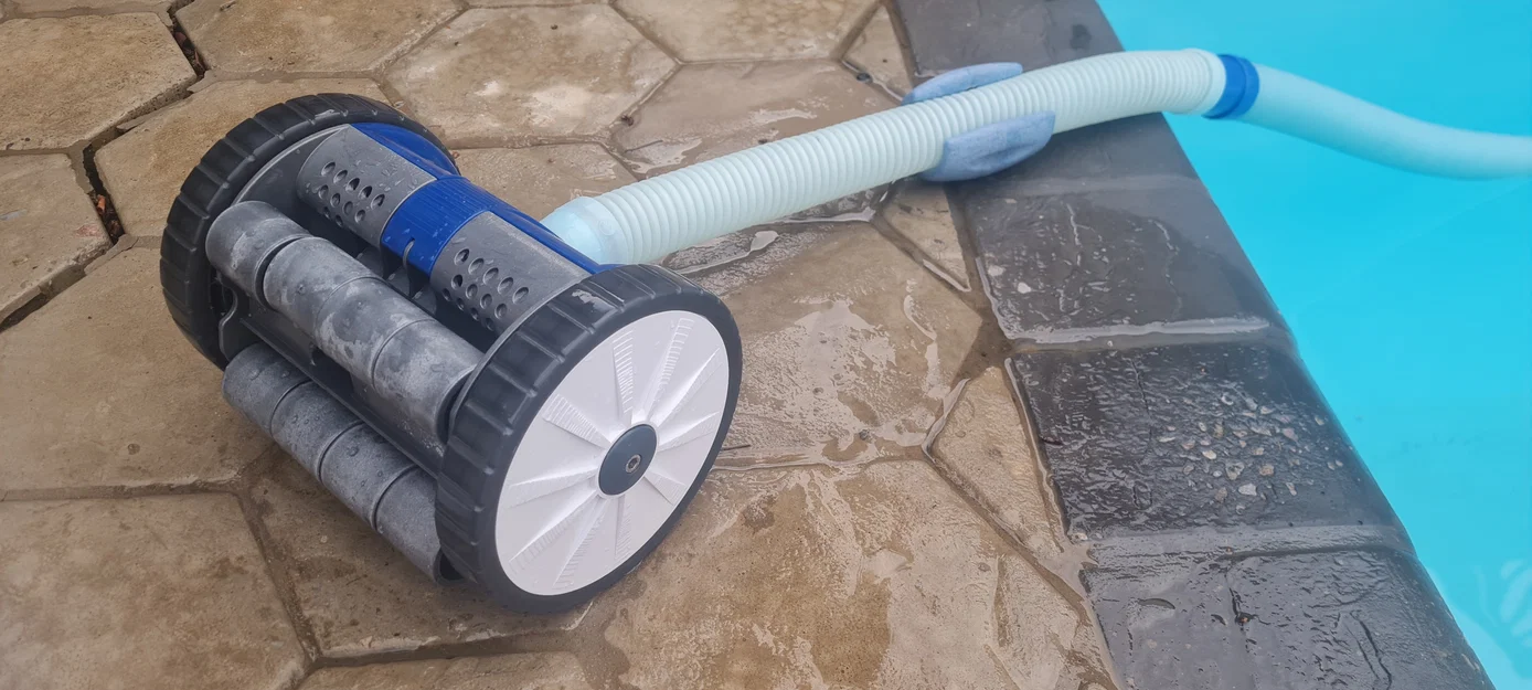 Bánh Xe Kreepy Krauly Dominator Lite - Image 1