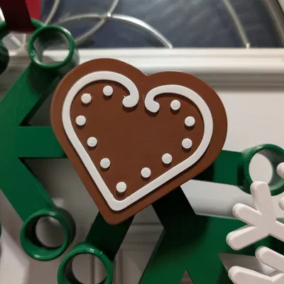 Bánh Gừng Hình Trái Tim Với Kem Trắng Cho Vòng Hoa Lego Khổng Lồ