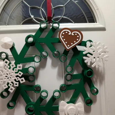 Bánh Gừng Hình Trái Tim Với Kem Trắng Cho Vòng Hoa Lego Khổng Lồ