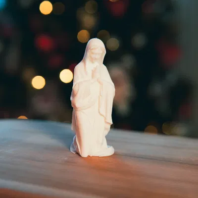 Đức Mẹ - Cảnh Chúa Giáng Sinh