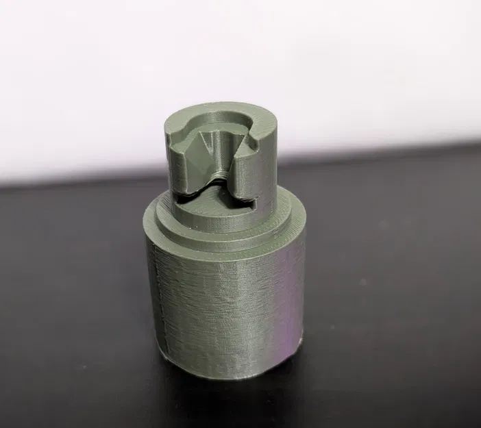 Dụng Cụ Gắn/Tháo Đinh Ghim Trần Nhà Bằng Cán Chổi - Image 3