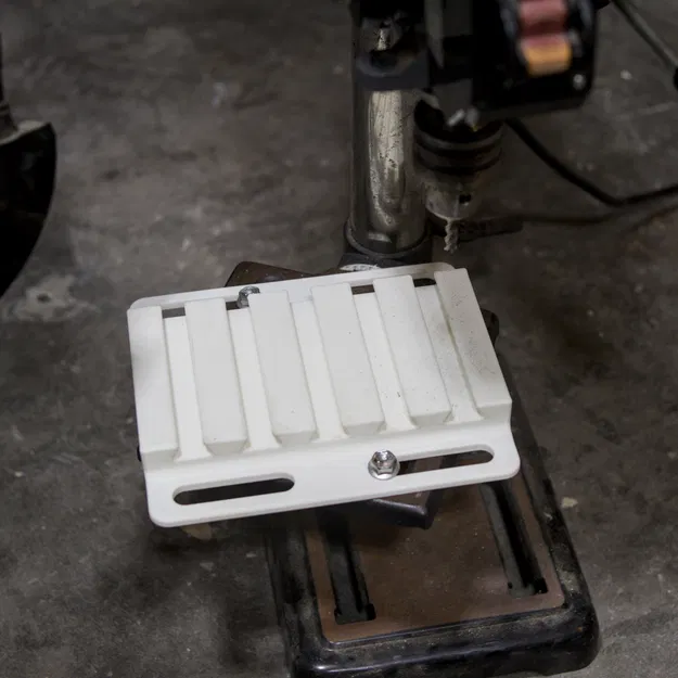 Sled Cho Kẹp Máy Khoan Harbor Freight - Image 2