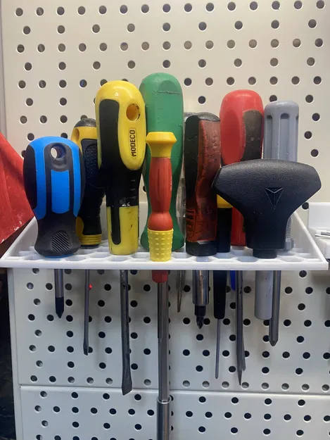 Giá Đỡ Dụng Cụ Tổ Ong Cho Pegboard - Image 1