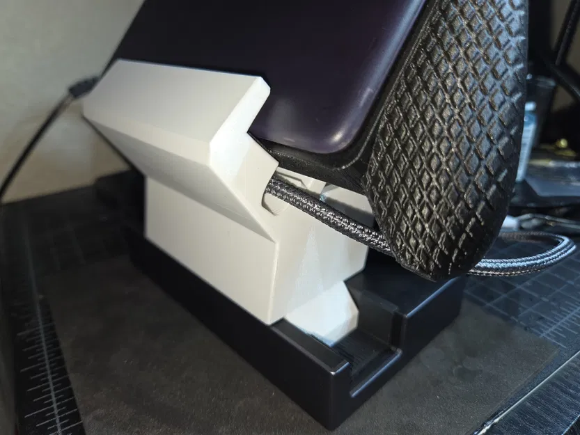 Giá Đỡ AYN Thor "PRO" Cho Dock UGREEN 6-in-1 - Image 7