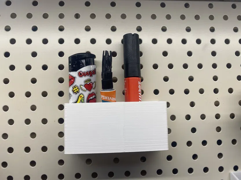 Tổ Chức Lưu Trữ PegBoard Đơn Giản - Image 1