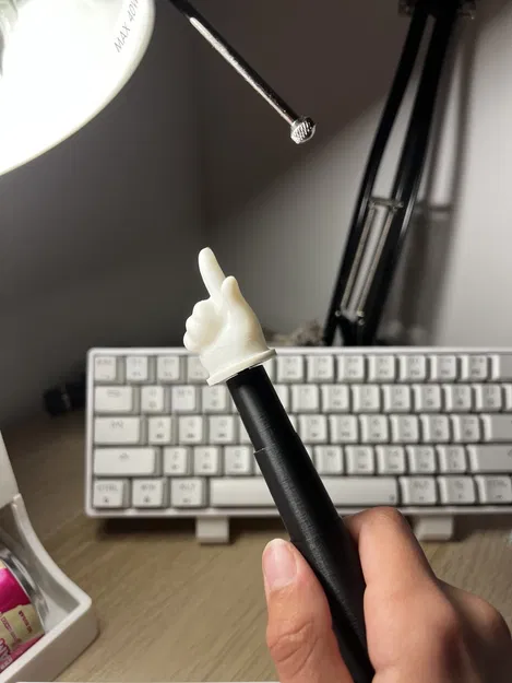 Cây Chỉ Ngón Tay Trỏ Co Rút Nhỏ In Liền Mạch - Image 1