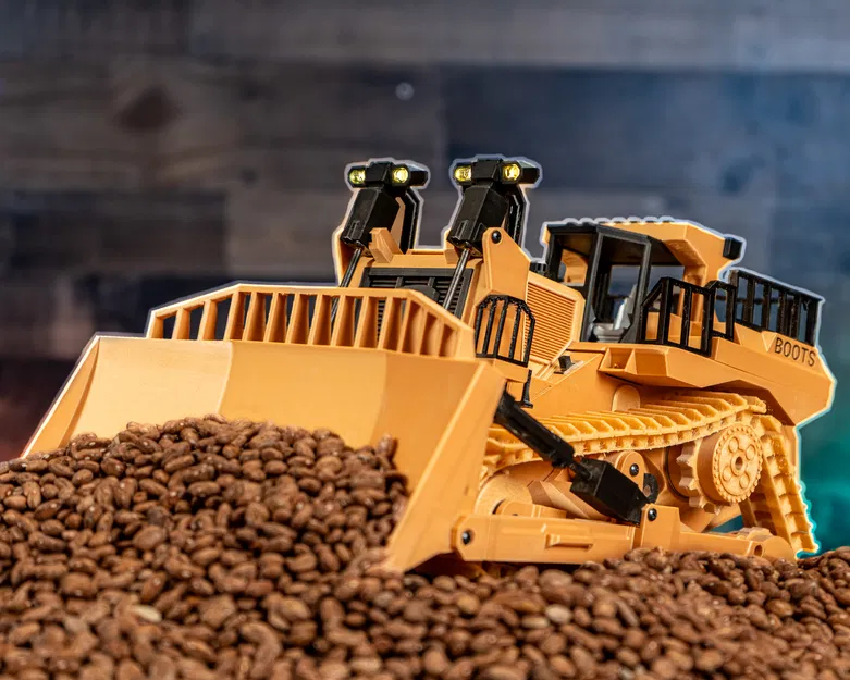 Xe Ủi Điều Khiển Từ Xa - Tự Làm - Image 1