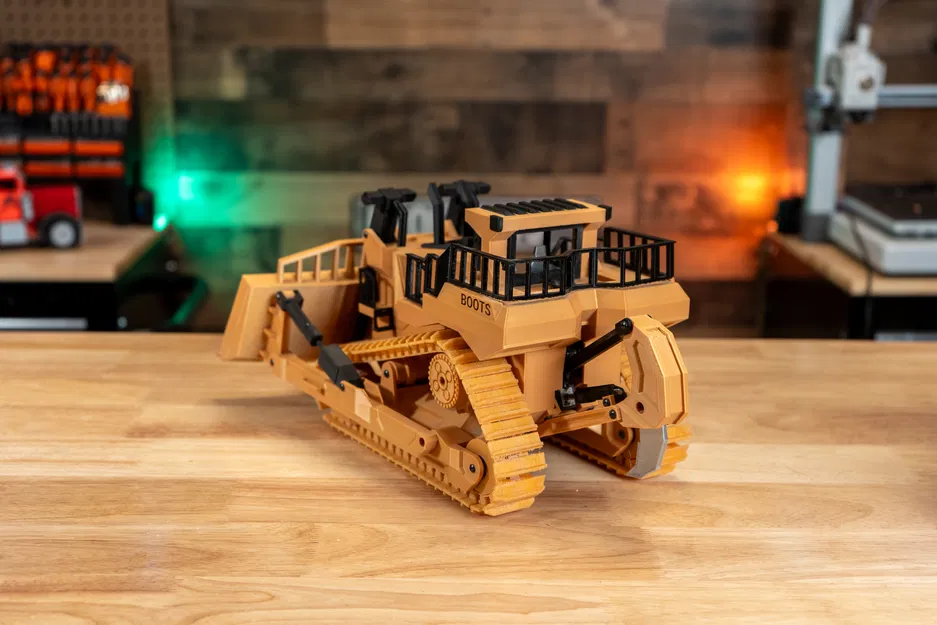 Xe Ủi Điều Khiển Từ Xa - Tự Làm - Image 6