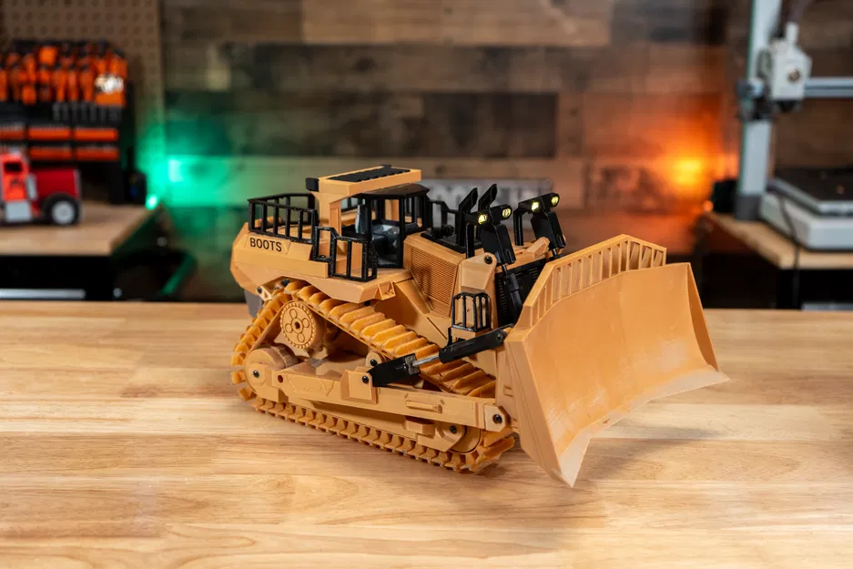 Xe Ủi Điều Khiển Từ Xa - Tự Làm - Image 9