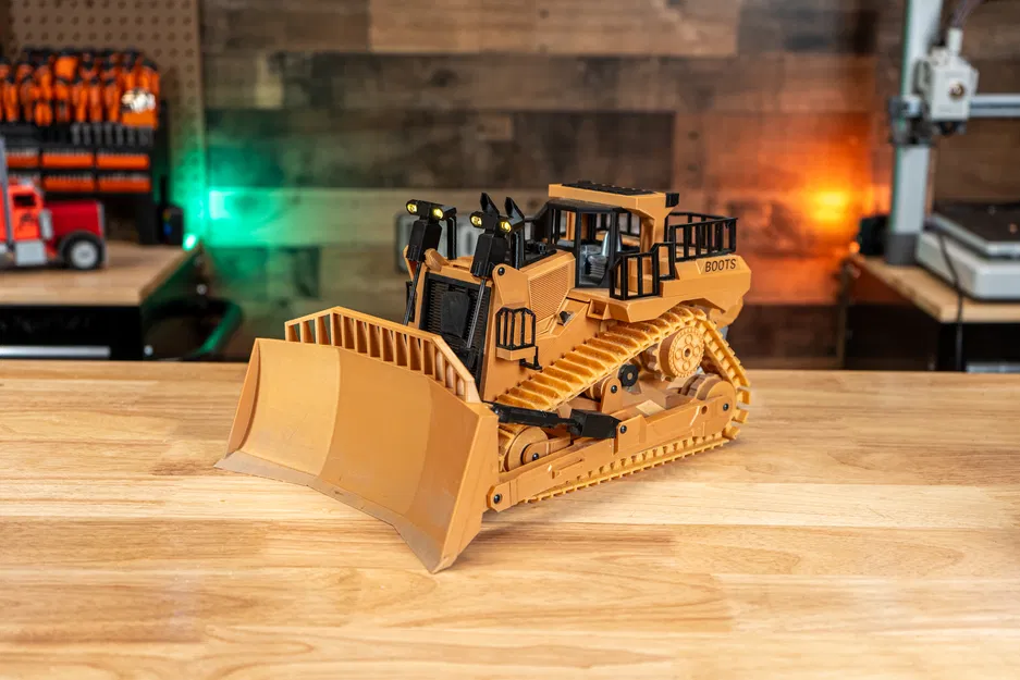 Xe Ủi Điều Khiển Từ Xa - Tự Làm - Image 11