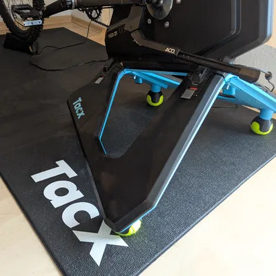 Chân đế giảm rung cho Tacx Neo 2T