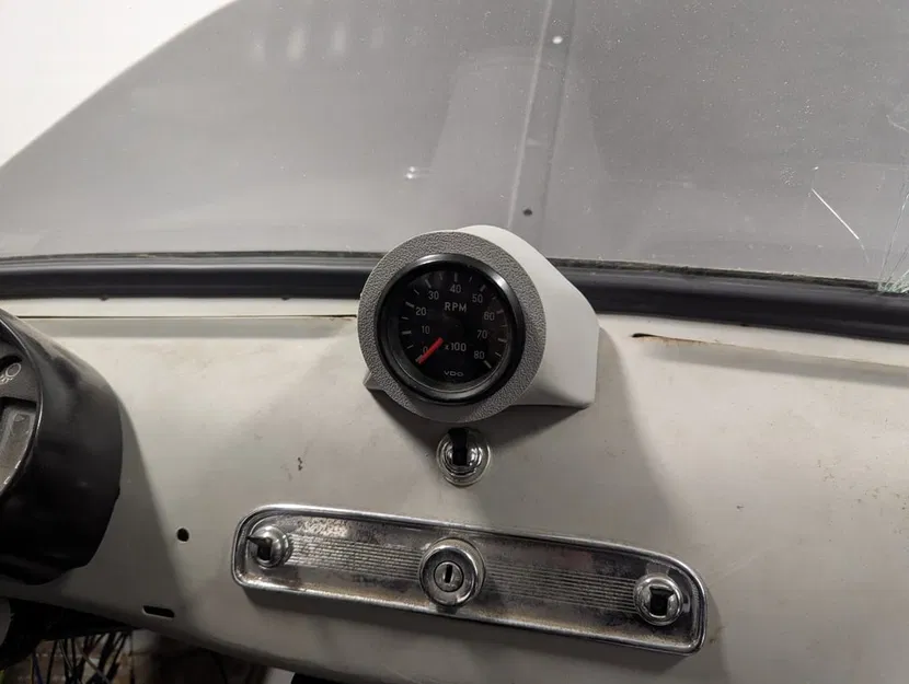 Giá đỡ đồng hồ Fiat 600 thay thế gạt tàn - Image 2