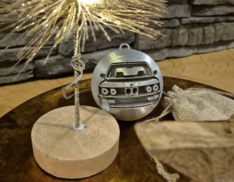Đồ Trang Trí Giáng Sinh Hình Quả Châu BMW E28 - Image 4