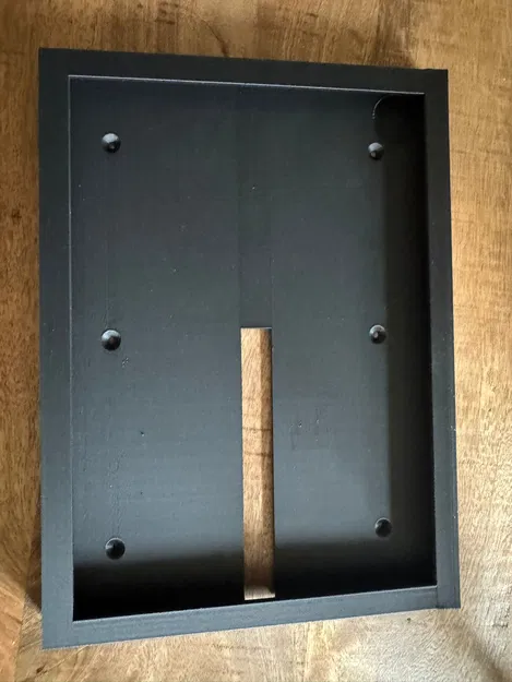 Giá treo tường iPad Pro Gen 1 11 inch - Image 1