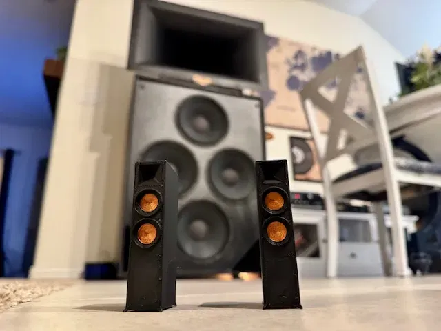 Mẫu Loa Mini RP8000 Klipsch - Image 3