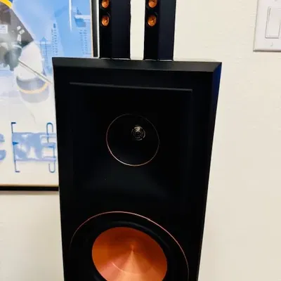 Mẫu Loa Mini RP8000 Klipsch