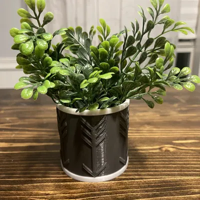 Chậu Cây Thiết Kế Mũi Tên - Không Cần Hỗ Trợ