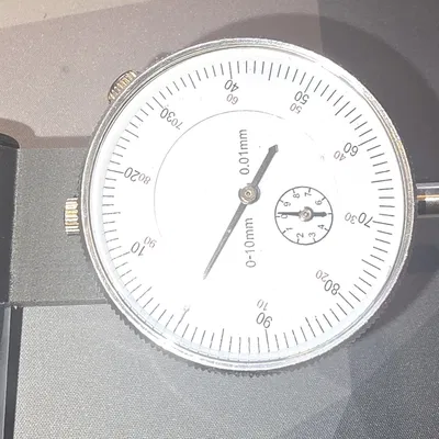 Giá đỡ đồng hồ so ngang