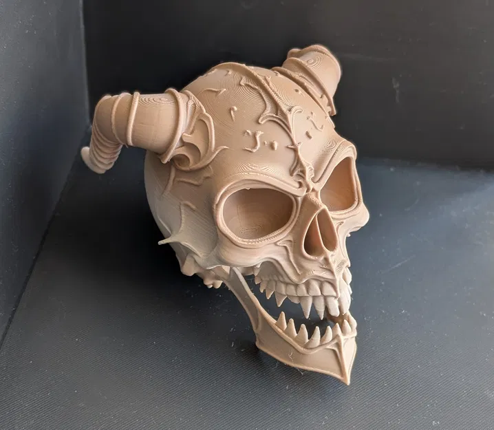 Đầu Lâu Quái Vật Vùng Vực Sâu – Bản In Fantasy Gothic - Image 3