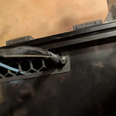 Giá Đỡ Dây Nguồn Vỏ Quạt Voron