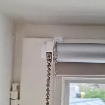 Giá đỡ cửa cuốn Ikea