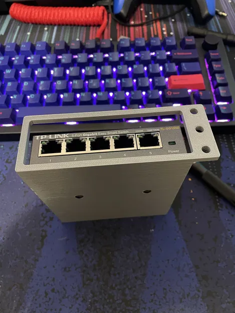 Giá đỡ gắn tủ rack cho Switch TP-Link 5 Cổng - Image 2