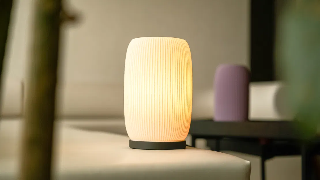 Đèn hiện đại với chao đèn có thể thay thế - Image 2