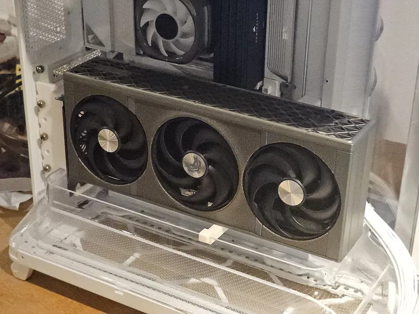 Giá đỡ GPU dọc cho AIR 5400 - Image 2