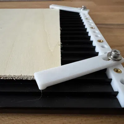 Bộ kẹp & căn chỉnh cho Sculpfun iCube Ultra