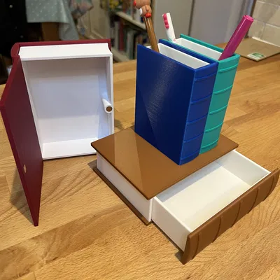 Hộp đựng đồ để bàn hình Cuốn sách