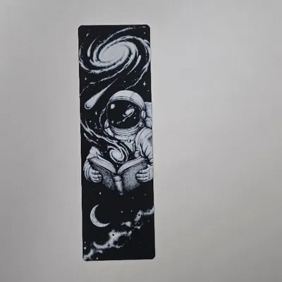 Bookmark Phi Hành Gia Đọc Sách Giữa Không Gian Vũ Trụ
