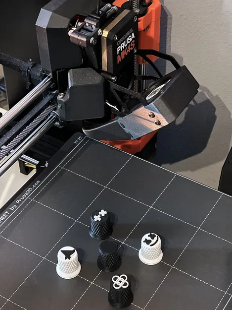 Núm Xoay DJ Herculus, Các Logo DJ Khác Nhau - Image 1