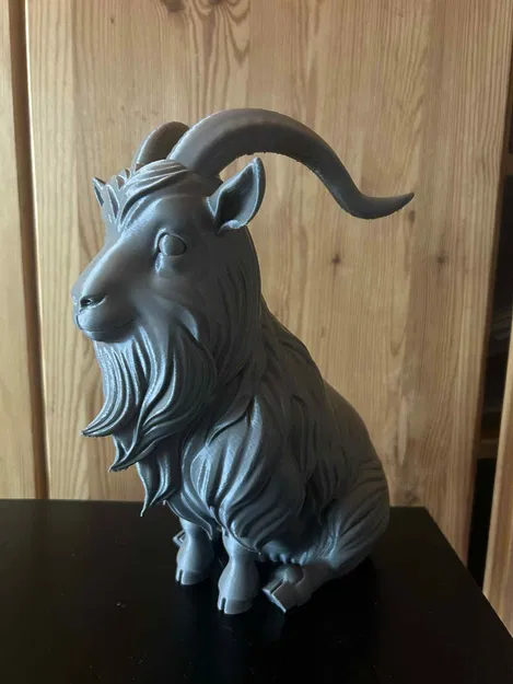 Dê Con Ngồi Dễ Thương - Image 3