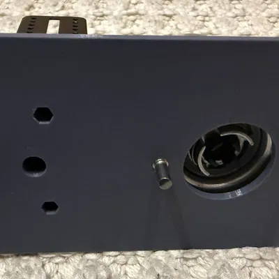 Tấm Gắn Núm Cửa Switchbot Lock Cho Tủ Quần Áo