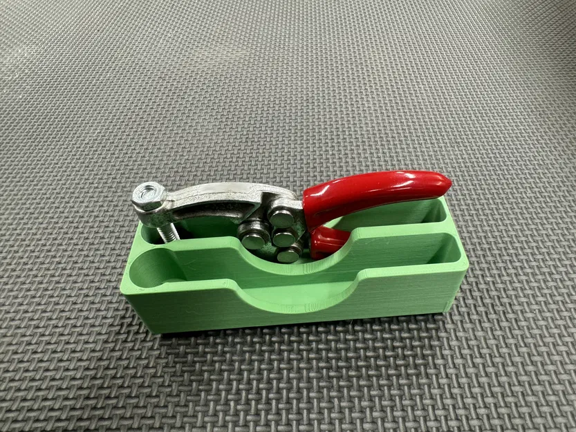 Holder Kẹp De-Sta-Co #424 Gridfinity - Image 1