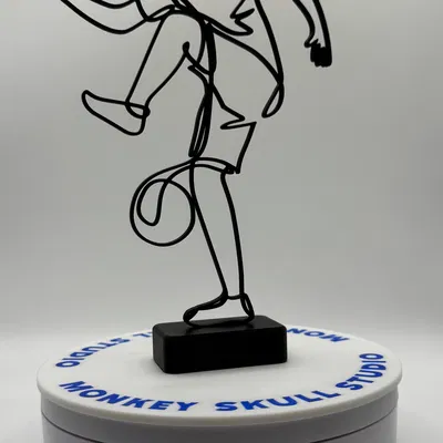 Tác phẩm điêu khắc nghệ thuật đường nét cầu thủ bóng đá