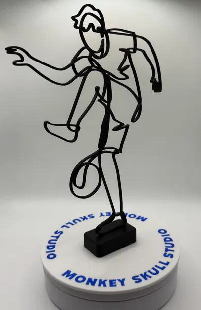 Tác phẩm điêu khắc nghệ thuật đường nét cầu thủ bóng đá - Image 9