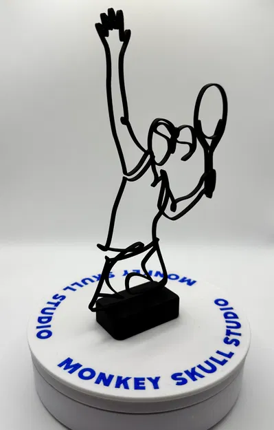 Tượng Nghệ Thuật Đường Nét Cú Giao Bóng Tennis Nữ - Image 2