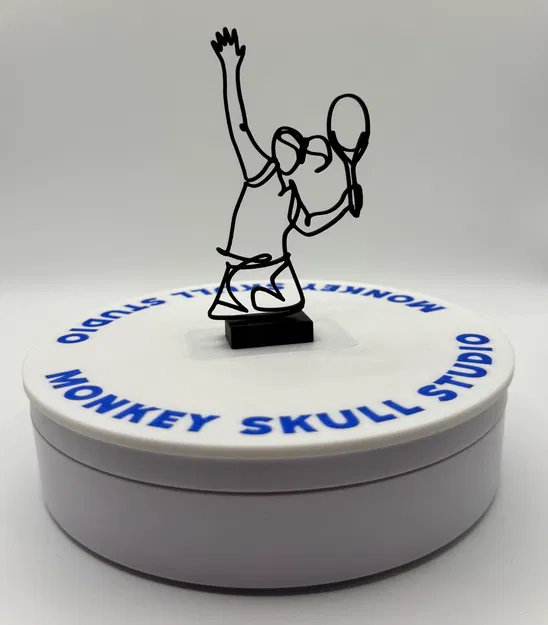 Tượng Nghệ Thuật Đường Nét Cú Giao Bóng Tennis Nữ - Image 6